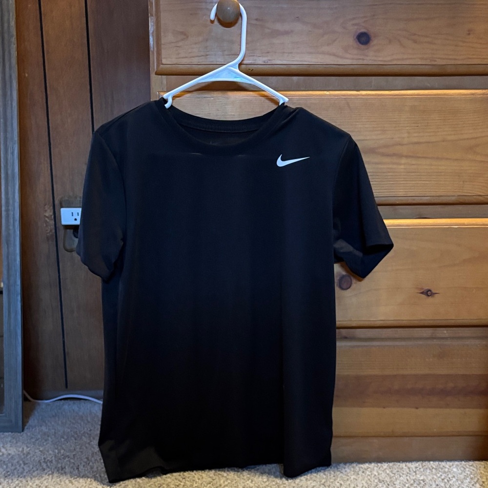 Nike  Short Sleeve Tee